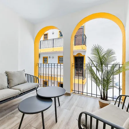 Sunny Molino Retreat With Pool & Terrace * Торевьиа