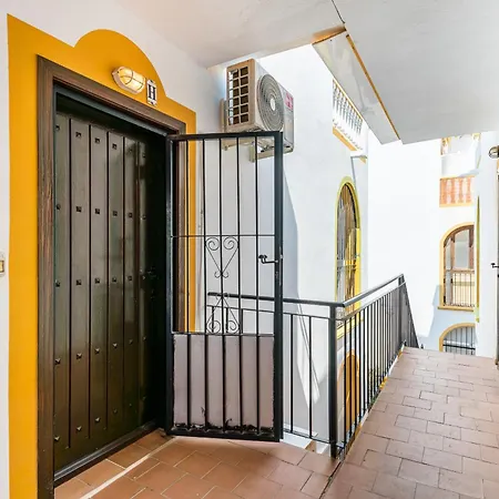 Sunny Molino Retreat With Pool & Terrace Appartement *
