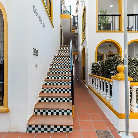 Apartment Sunny Molino Retreat With Pool & Terrace Torrevieja