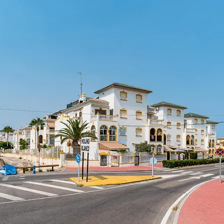 Apartment Sunny Molino Retreat With Pool & Terrace *