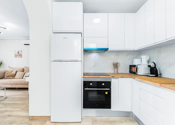 Sunny Molino Retreat With Pool & Terrace *