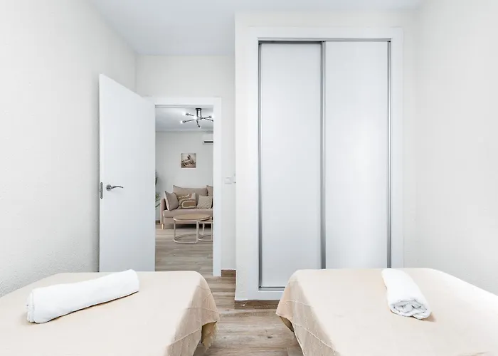 Sunny Molino Retreat With Pool & Terrace Apartment