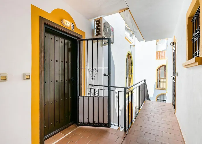 Sunny Molino Retreat With Pool & Terrace Apartment *