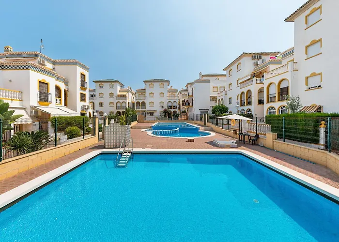 Sunny Molino Retreat With Pool & Terrace *